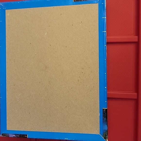 (J7) Red Barn 500 jigsaw puzzle - Picture 2 of 3